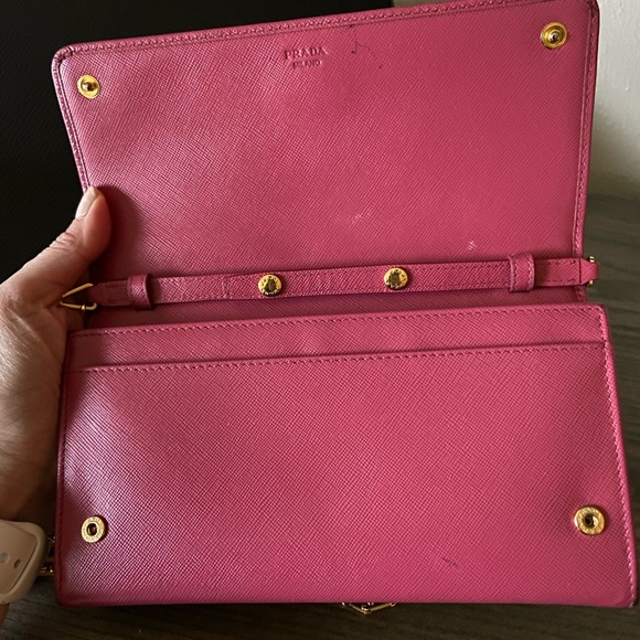 Authentic Prada saffiano crossbody WOC - Picture 2 of 12